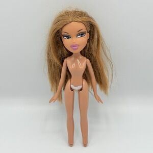 BRATZ DOLL LOT UNDRESSED NUDE ADVENTURE GIRLZ YASMIN 2007